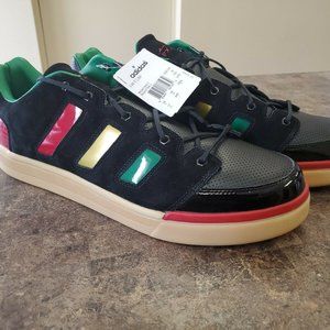 ADIDAS Lux II Low Baskeball Shoe Size 17 NEW CLEAN